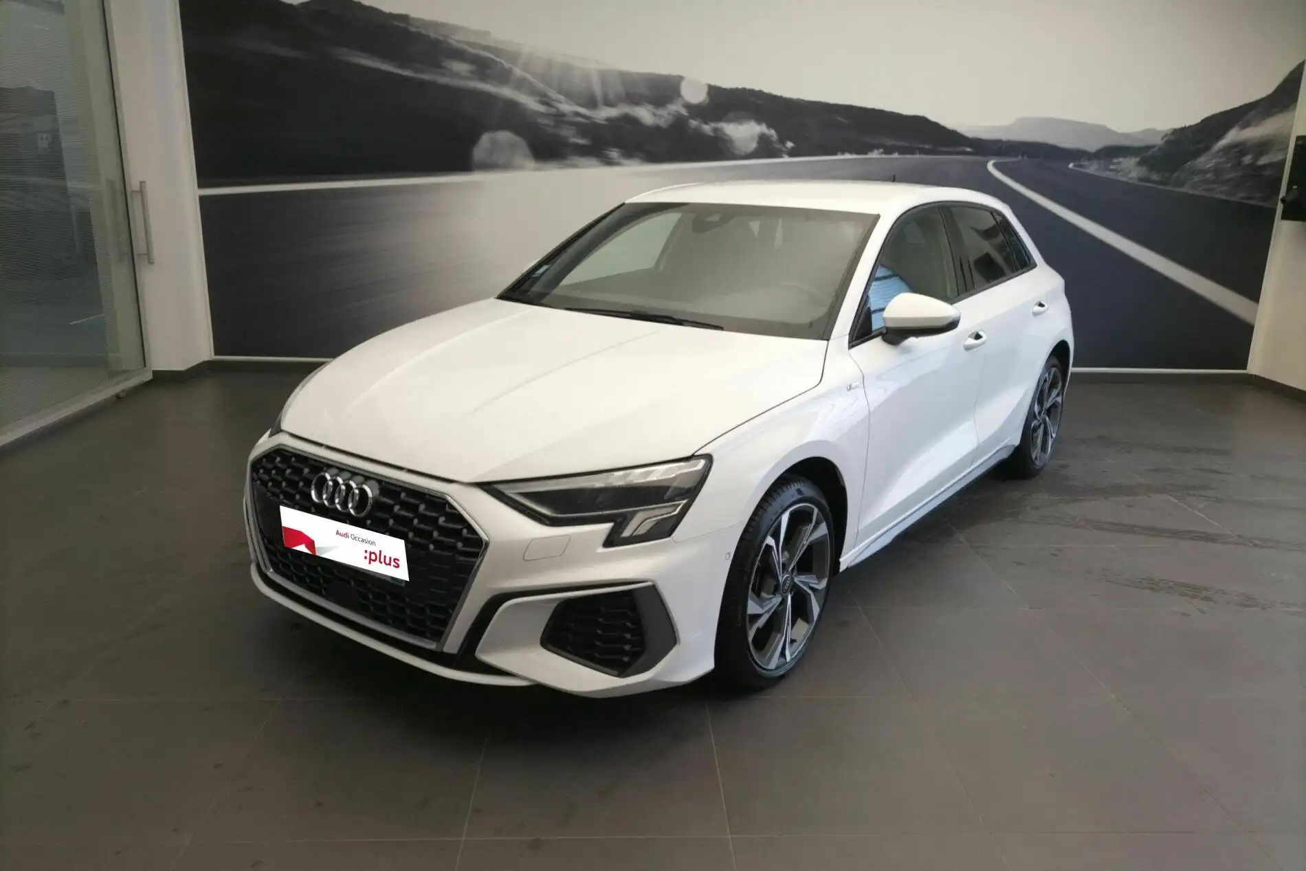 AUDI  A3/S3 A3 Sportback 35 TFSI Mild Hybrid 150 S tronic 7 S LINE